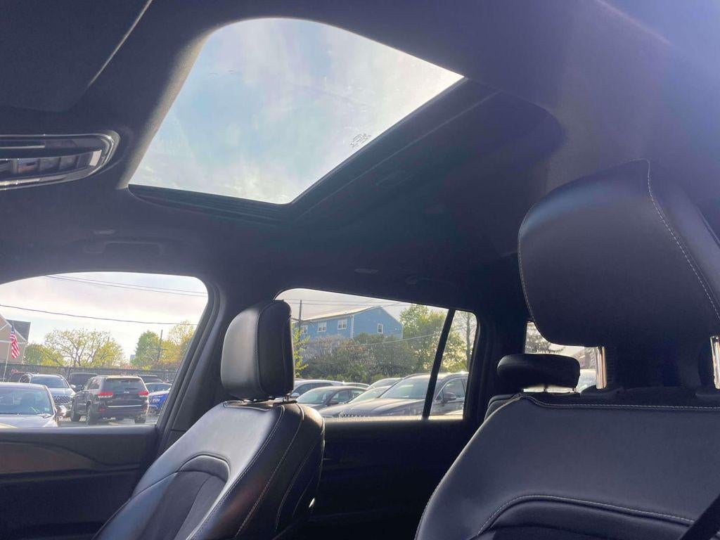 2023 Jeep Grand Cherokee L Altitude 4x4