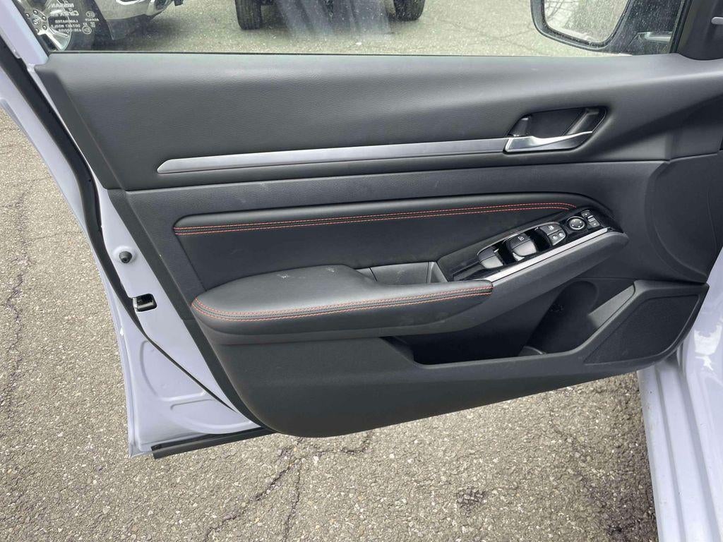 2023 Nissan Altima SR Intelligent AWD