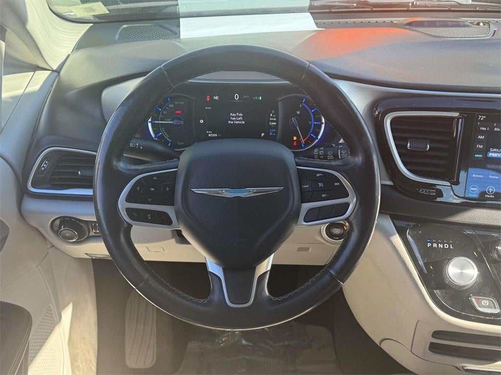 2019 Chrysler Pacifica Hybrid Touring L