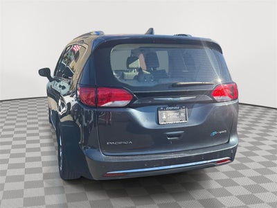 2019 Chrysler Pacifica Hybrid Touring L