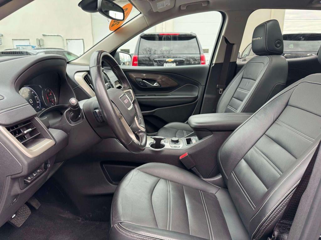 2022 GMC Terrain AWD Denali