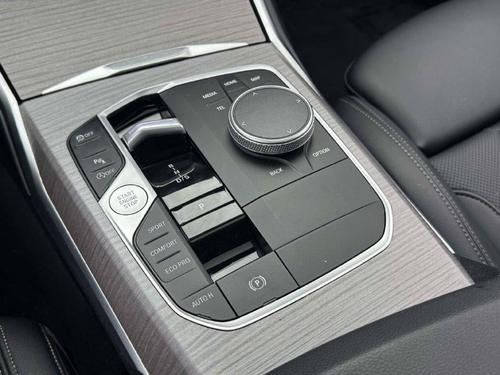 2026 BMW 330i xDrive NA