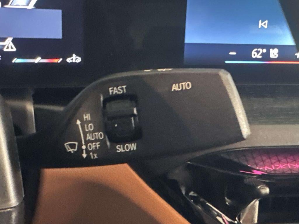 2026 BMW 3 Series 330i - Photo 24