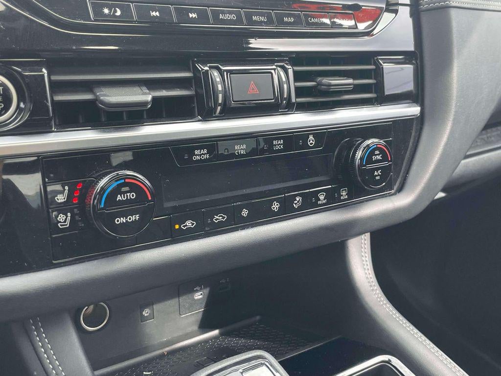 2023 Nissan Pathfinder Platinum 4WD