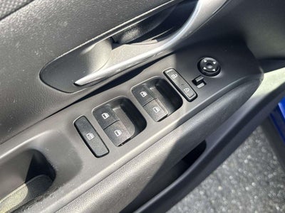 2022 Hyundai TUCSON SE