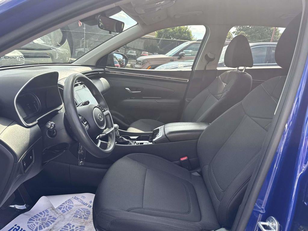 2022 Hyundai TUCSON SE
