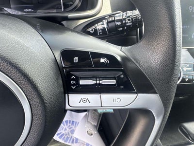 2022 Hyundai TUCSON SE