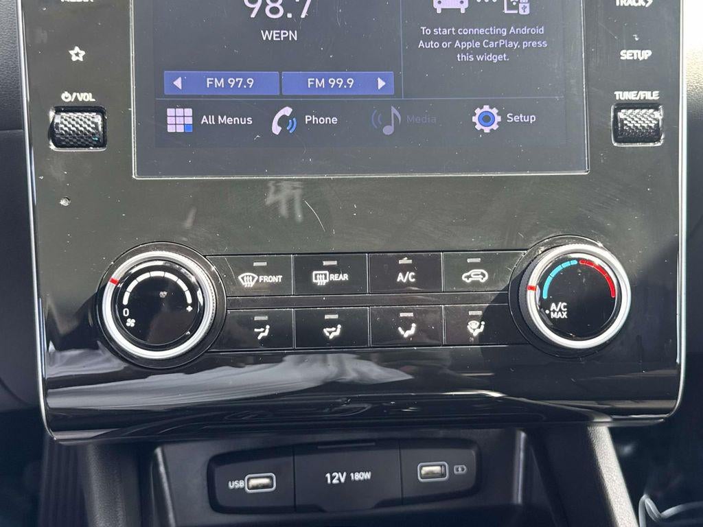 2022 Hyundai TUCSON SE