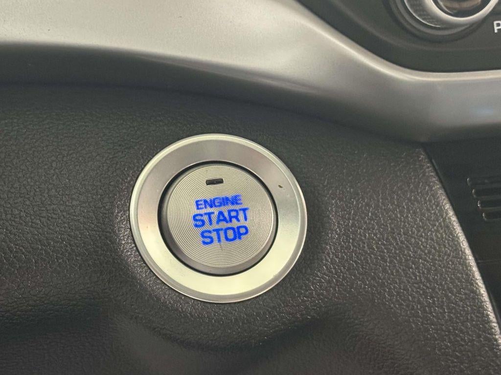 2020 Hyundai Elantra Value Edition - Photo 23
