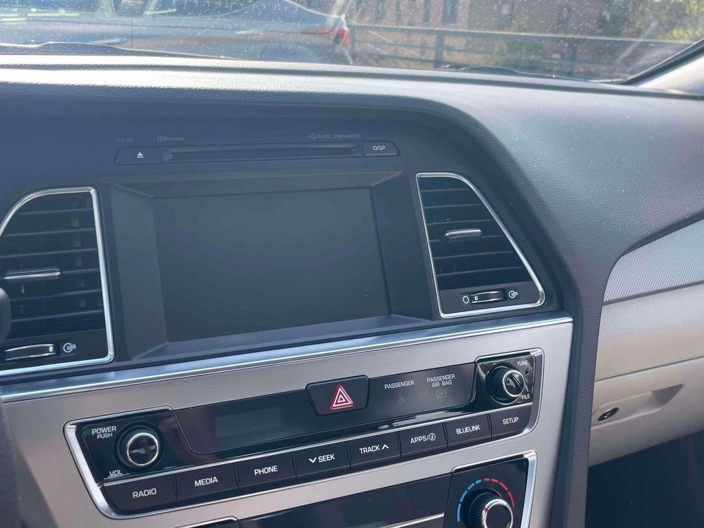 2017 Hyundai SONATA SE