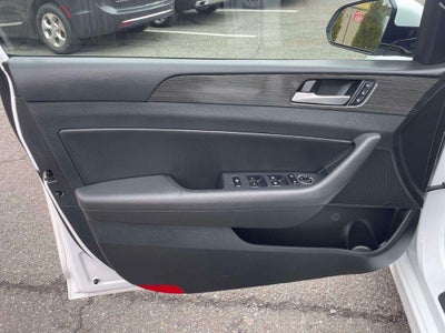 2019 Hyundai SONATA Limited