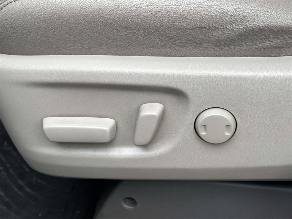 2019 Toyota Sienna XLE 7 Passenger