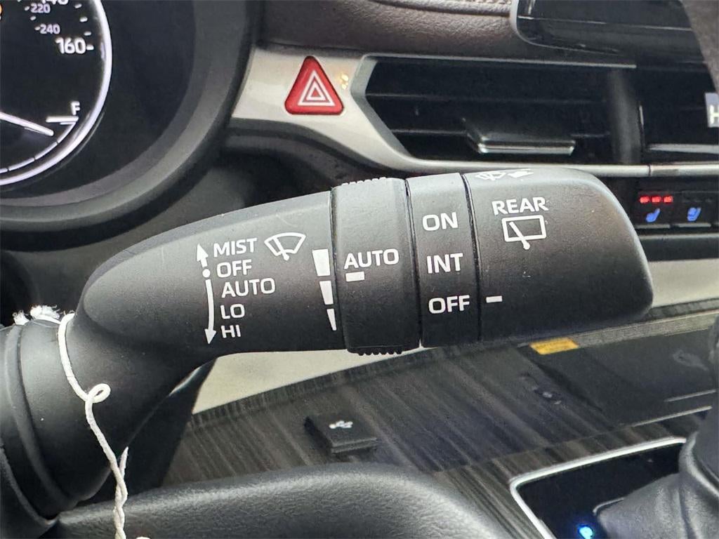 2023 Toyota Sienna Platinum