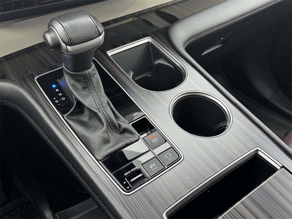 2023 Toyota Sienna Platinum