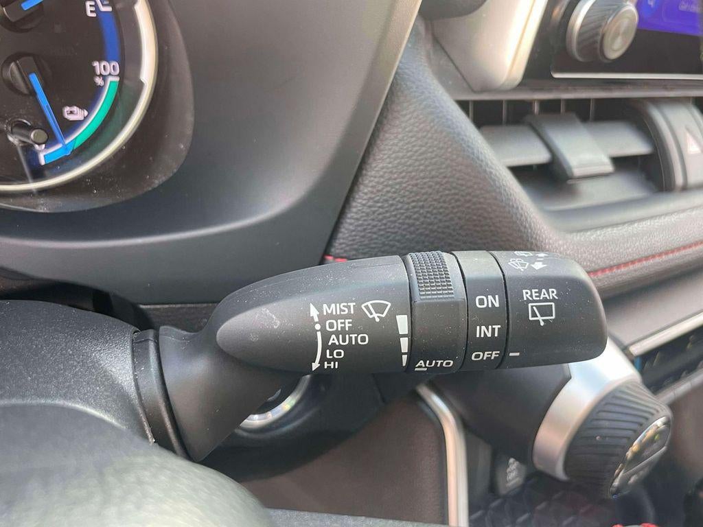 2024 Toyota RAV4 Prime SE