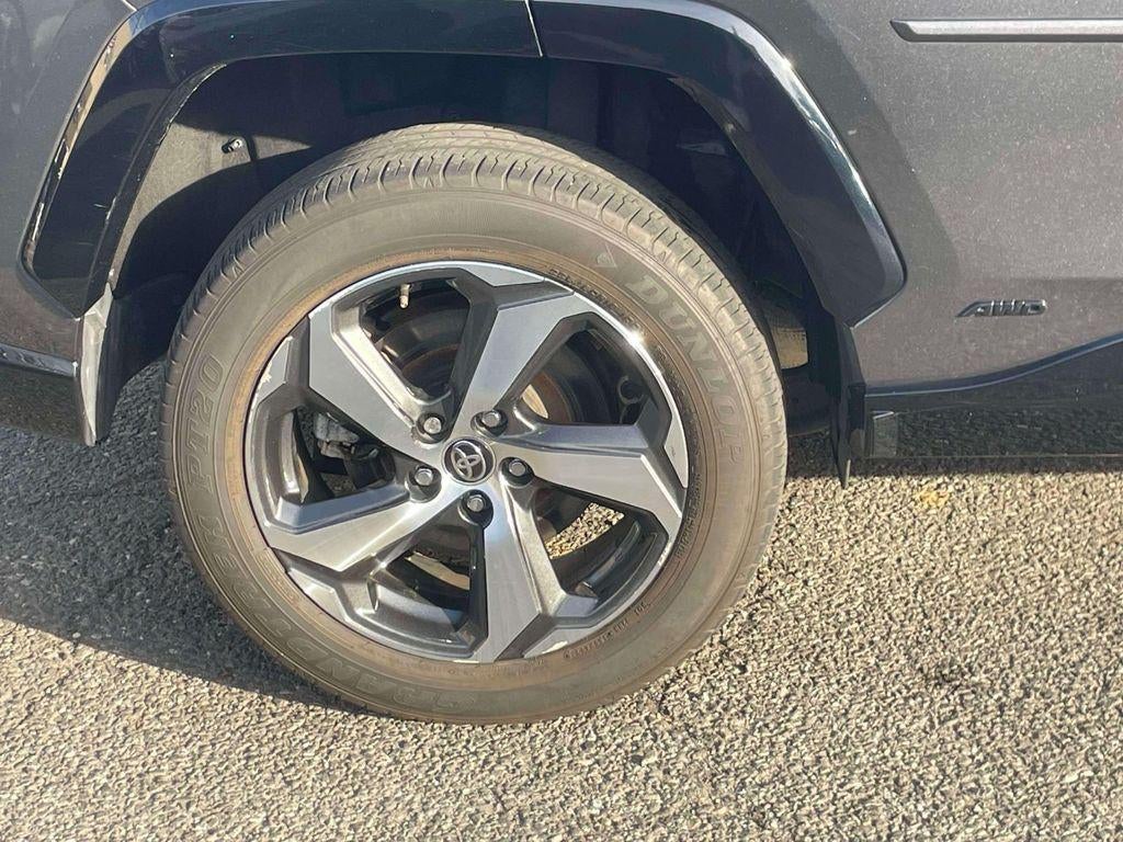 2024 Toyota RAV4 Prime SE