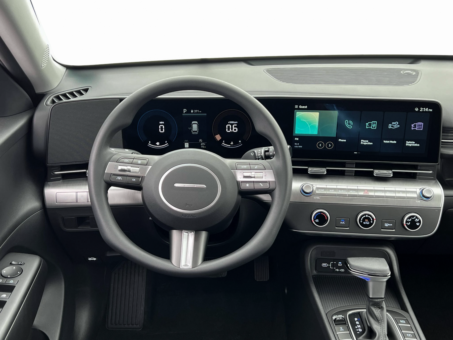 2024 Hyundai KONA SE