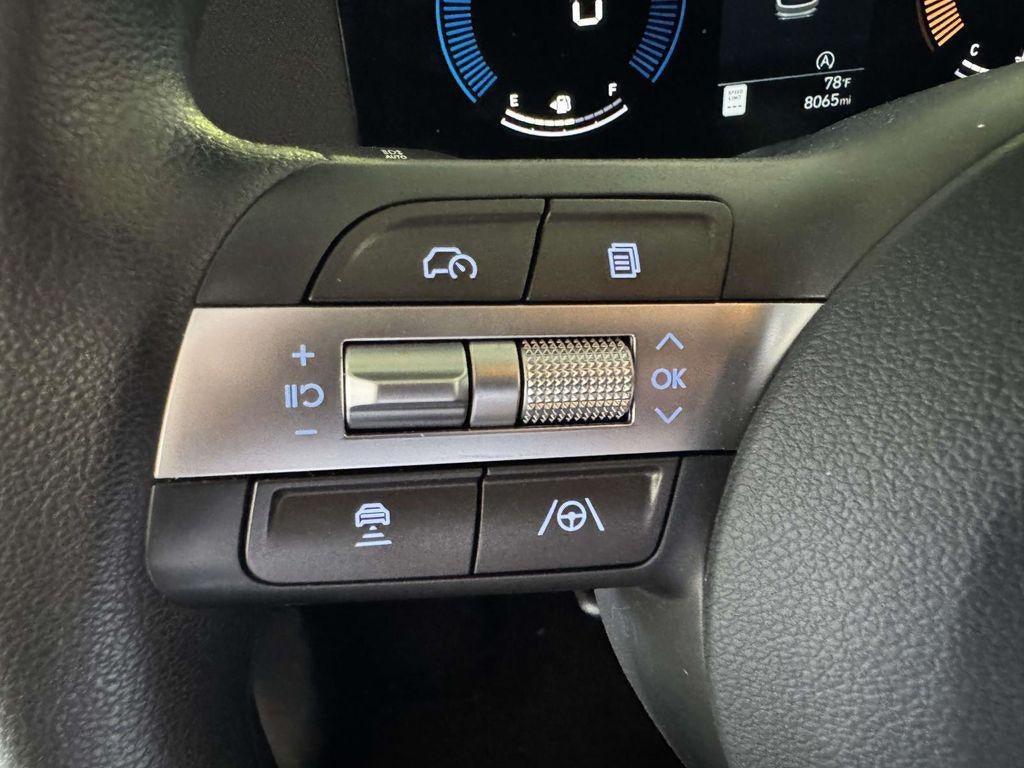 2026 Hyundai KONA SE