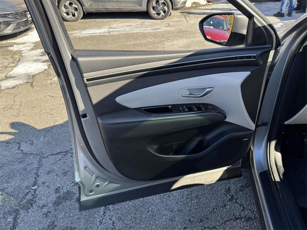 2023 Hyundai TUCSON HYBRID Limited