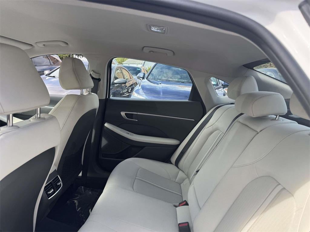 2025 Hyundai SONATA HYBRID SEL