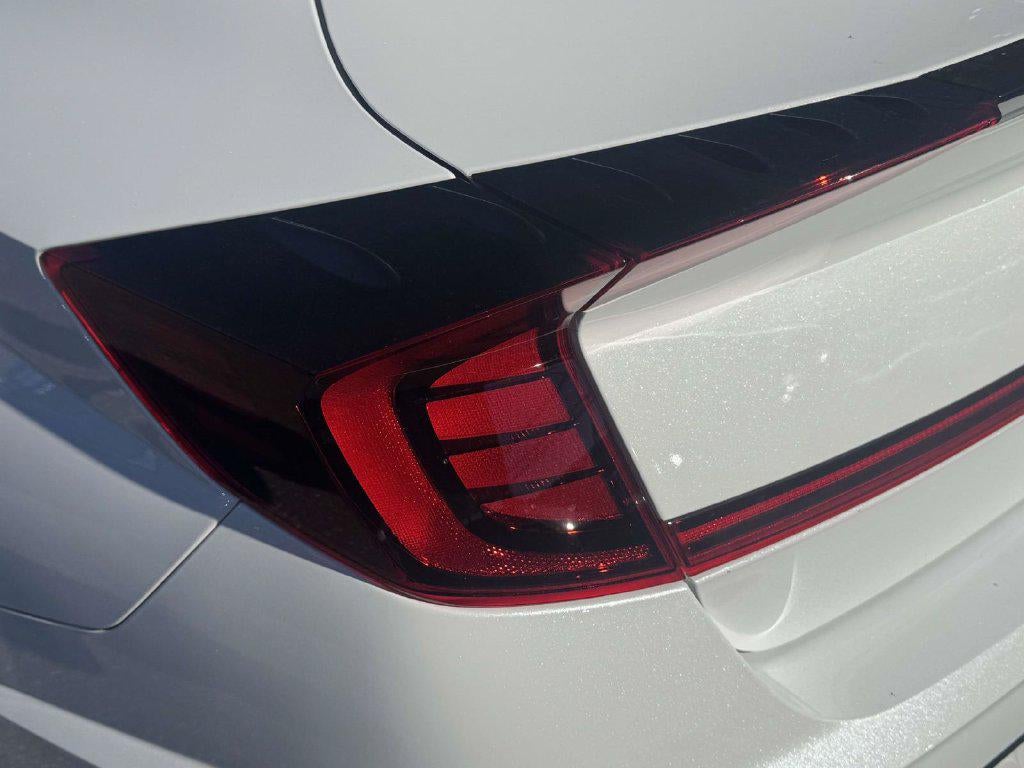 2023 Hyundai SONATA HYBRID Limited
