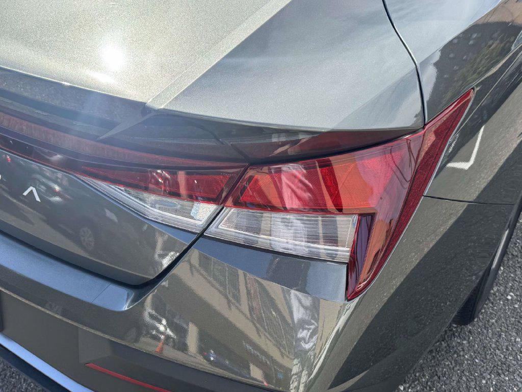 2024 Hyundai Elantra SEL - Photo 9
