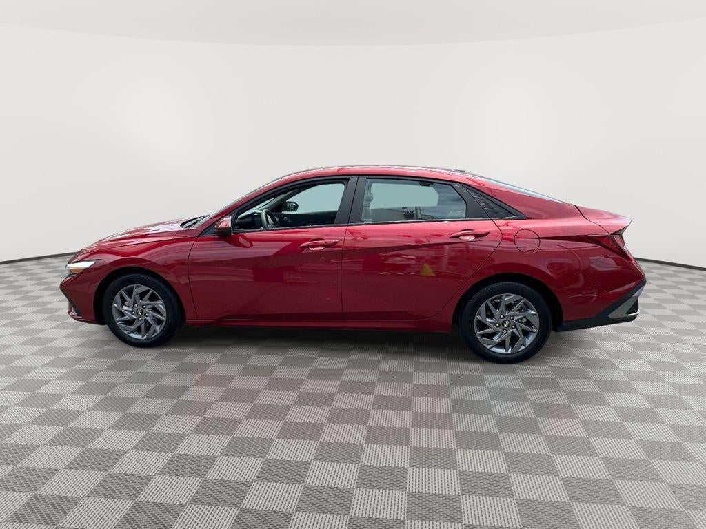 2024 Hyundai Elantra SEL - Photo 6