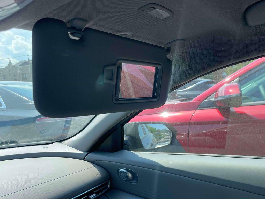 2024 Hyundai Elantra SEL - Photo 19