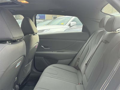 2025 Hyundai ELANTRA SEL Convenience