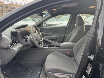 2025 Hyundai ELANTRA SEL Convenience