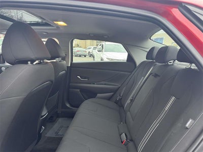 2025 Hyundai ELANTRA SEL Convenience