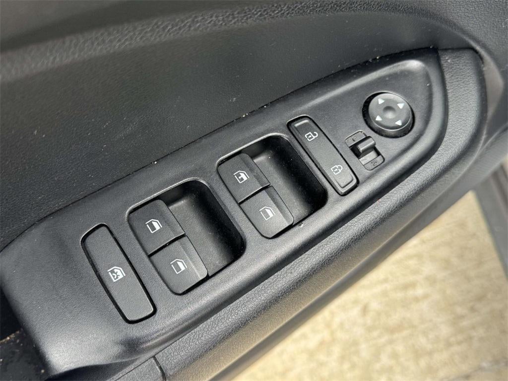 2023 Hyundai VENUE SE