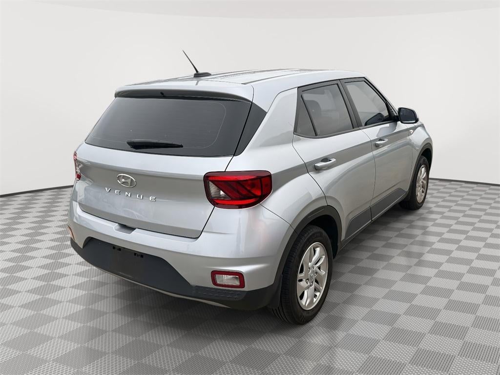 2023 Hyundai VENUE SE