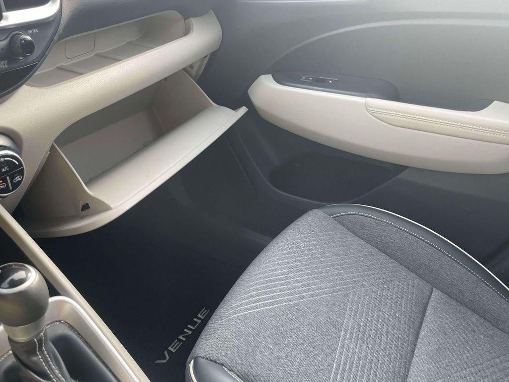 2023 Hyundai VENUE Limited