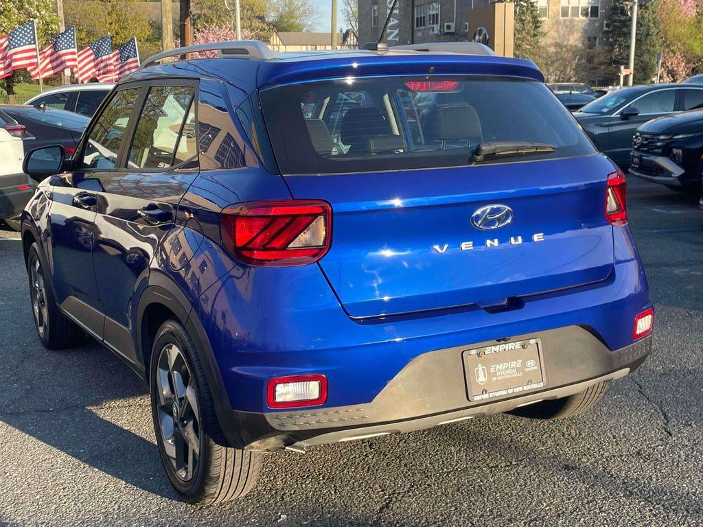 2024 Hyundai VENUE SEL
