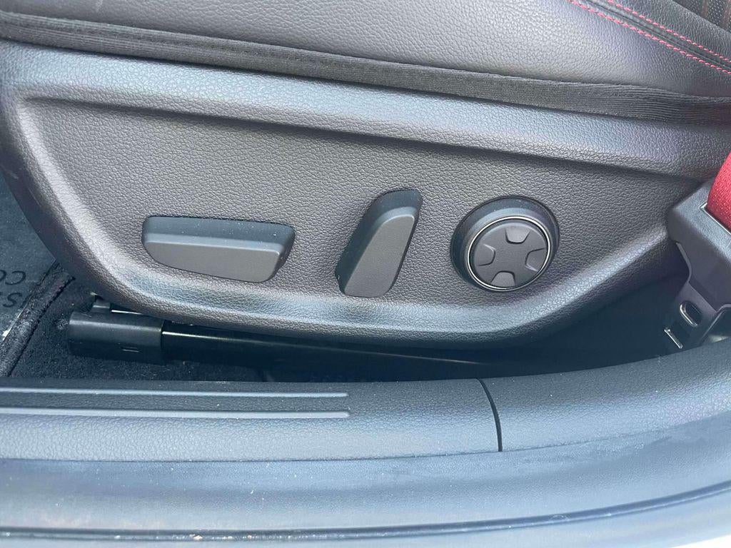 2023 Genesis G70 2.0T AWD