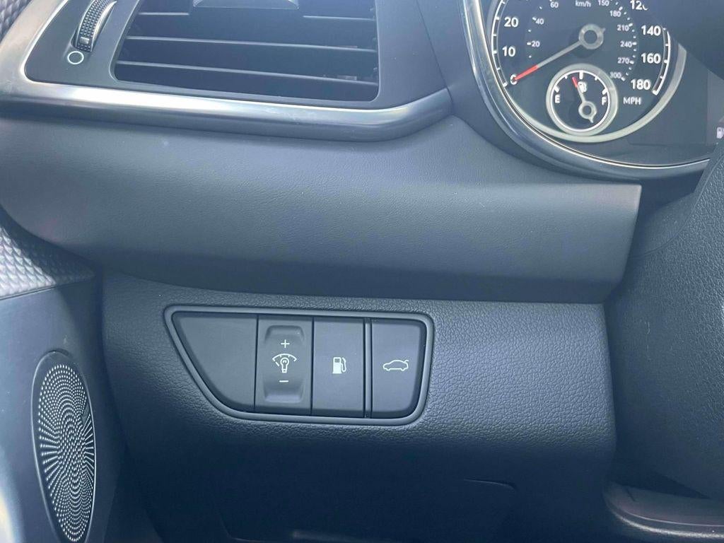 2023 Genesis G70 2.0T AWD