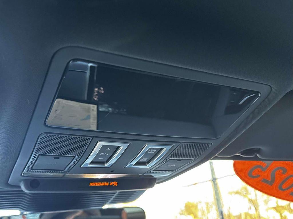 2025 Land Rover Range Rover Evoque Dynamic SE