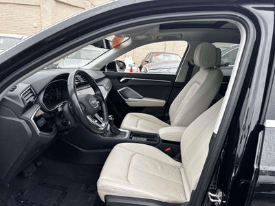 2024 Audi Q3 Premium 45 TFSI S line quattro Tiptronic