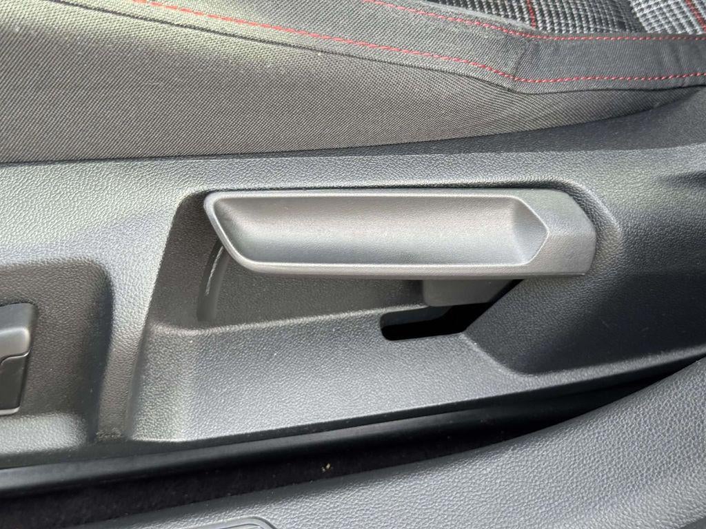 2024 Volkswagen Golf GTI 2.0T S