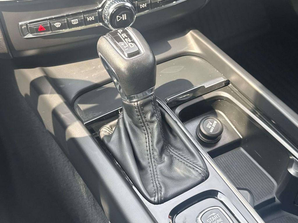 2020 Volvo XC60 T6 Momentum