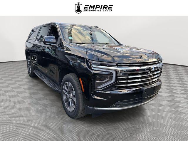 2025 Chevrolet Suburban 4WD LT