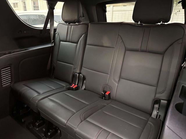 2025 Chevrolet Suburban RST