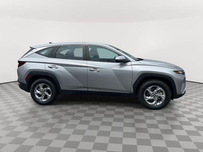 2023 Hyundai TUCSON SE