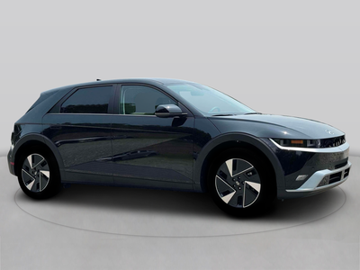 2026 Hyundai IONIQ 5 SE