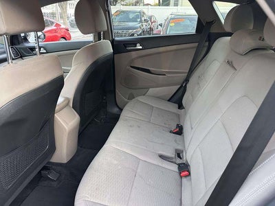 2021 Hyundai TUCSON SE