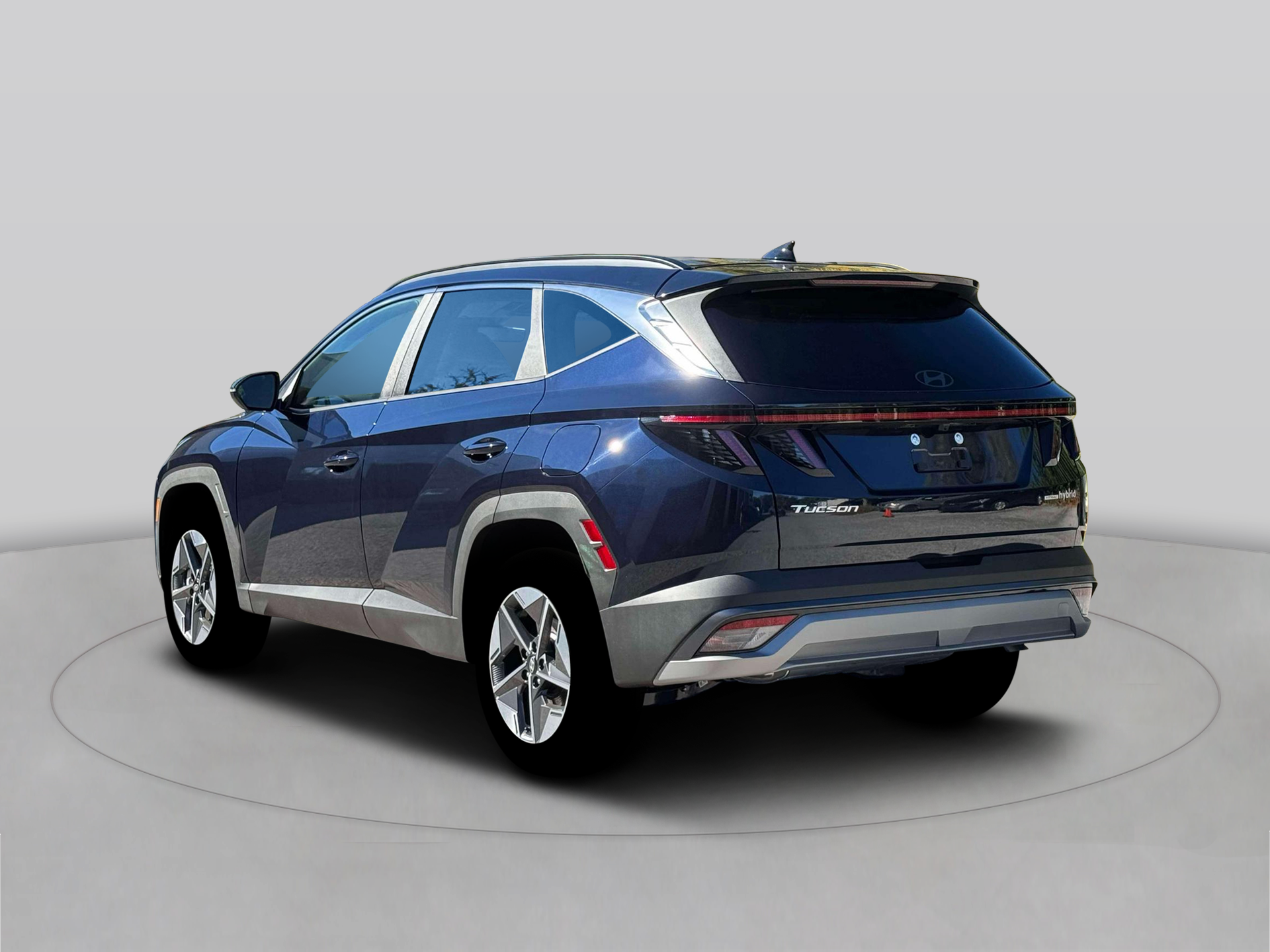 2026 Hyundai TUCSON HYBRID Base