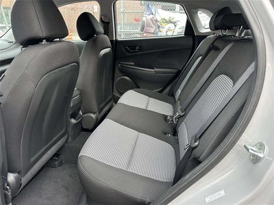 2023 Hyundai KONA SE