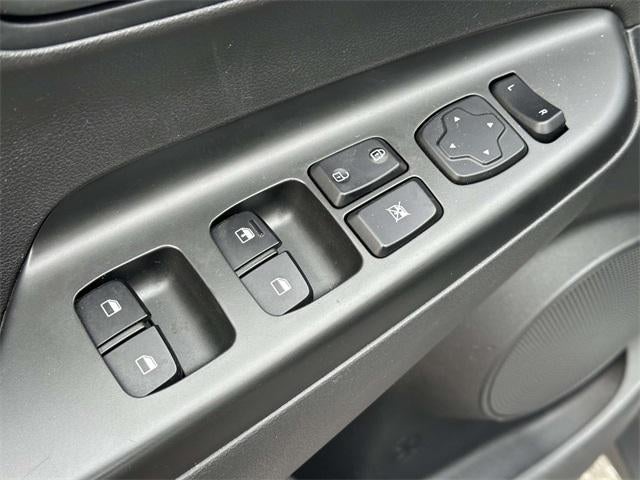 2023 Hyundai KONA SE