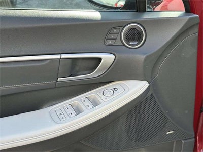 2024 Hyundai SONATA HYBRID Limited